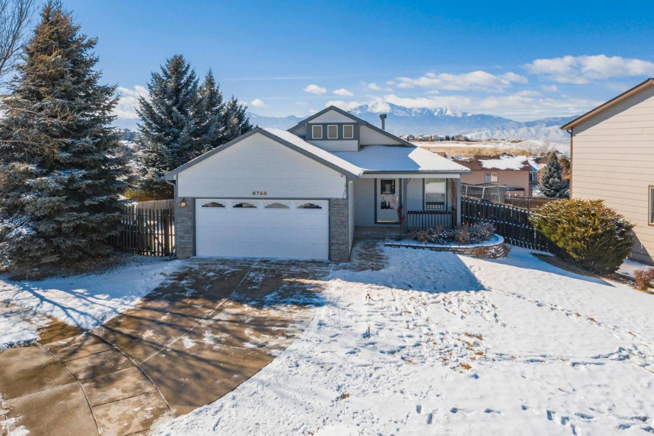 Cozy 4Br House With Peak Views In Colorado Springs Βίλα Εξωτερικό φωτογραφία
