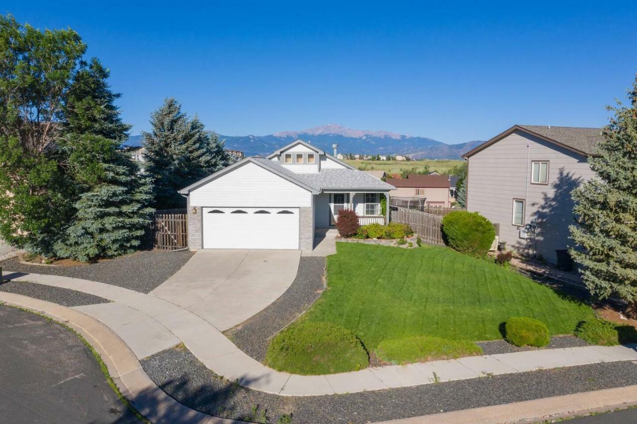 Cozy 4Br House With Peak Views In Colorado Springs Βίλα Εξωτερικό φωτογραφία